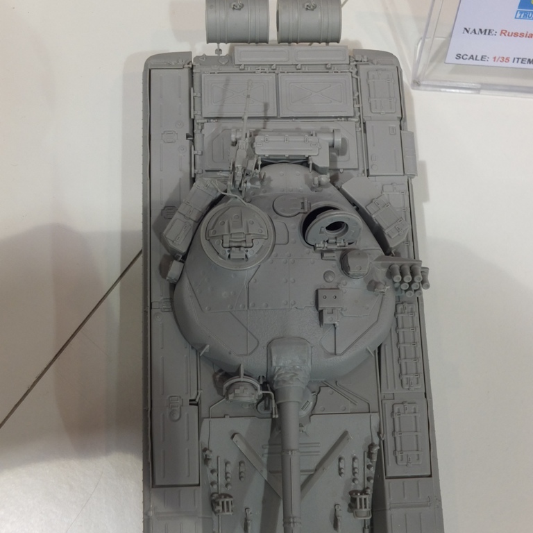 trumpeter_hobby_boss_64_of_77.jpg